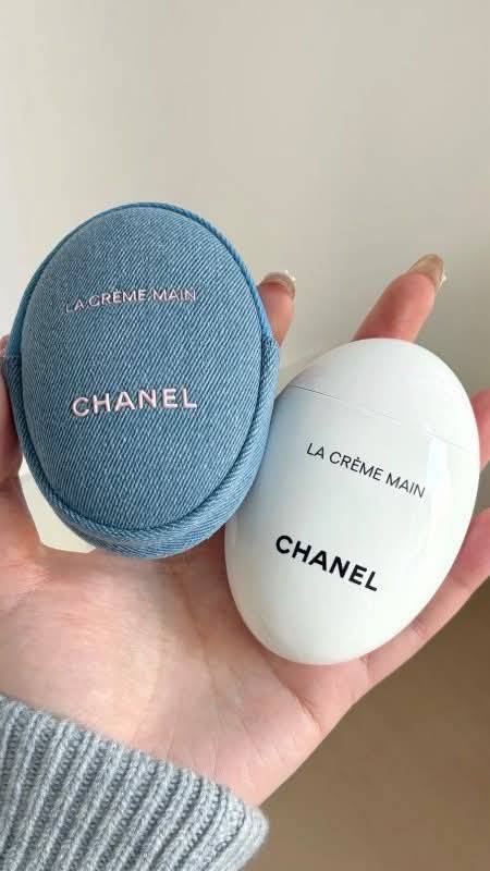 2026春夏限量新品 🇯🇵【CHANEL】香奈兒 訂製丹寧-精緻隨行玉手霜50ml 💎商品優惠價NT$2600
